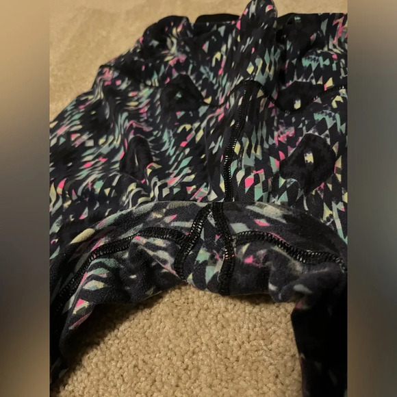 VS Sport Leggings - Picture 4 of 6